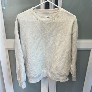 Women’s sweatshirt